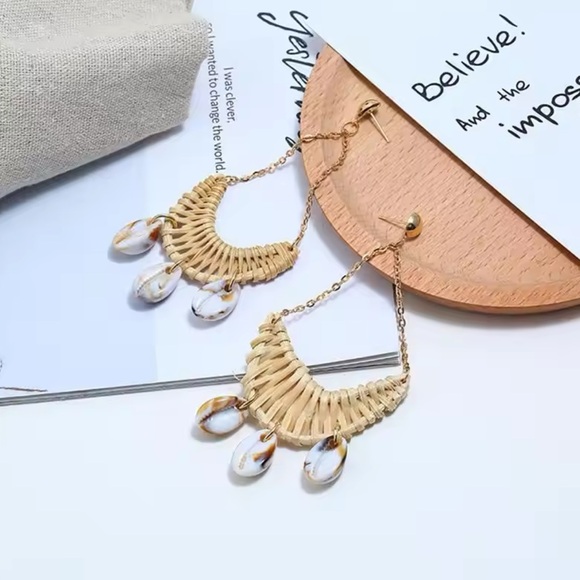 Oceané - Creative Rattan Style Wild Shell Earrings.NWT - Picture 4 of 7